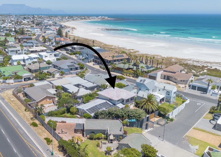5 Bedroom Property for Sale in Melkbosstrand Central Western Cape